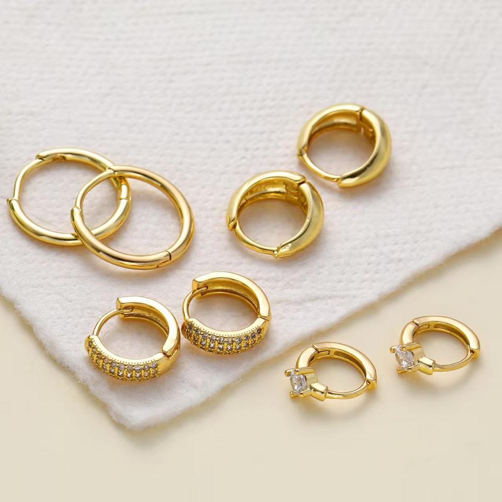 4pcs Fashion Gold Plated Hoop Earrings Set for Women Lightweight Multiple Piercing Hypoallergenic Huggie Earring Jewelry Gifts