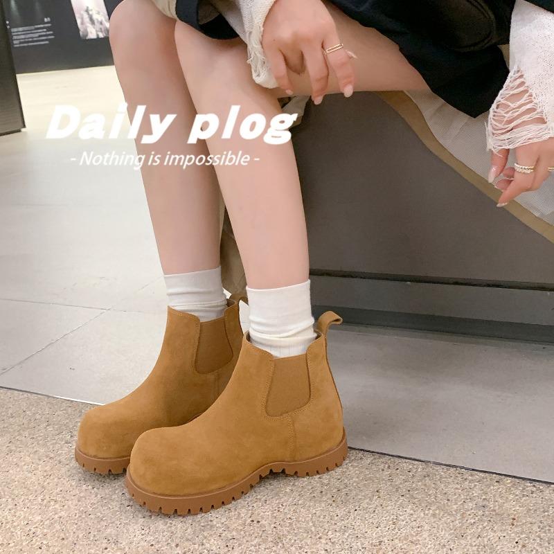 Cowhide version thick-soled inner height-increasing round-head Martin boots women's new retro matte leather versatile and thin Chelsea short boots