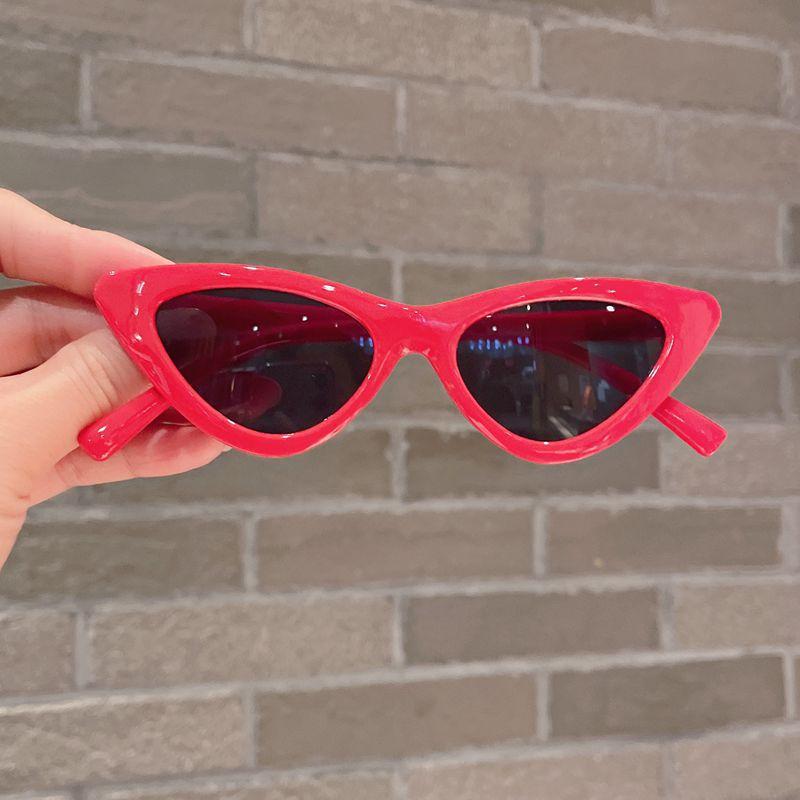 

Новые детские солнцезащитные очки «кошачий глаз» с маленькой оправой, крутые детские летние повседневные очки, маленькие треугольные очки, защита UV400 1PC