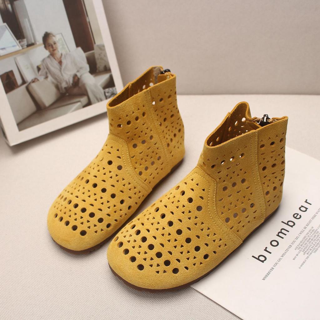 2026 Summer Korean Style Fashionable Girls' Short Boots - Breathable Hollow Sandals for Toddlers with Soft Soles