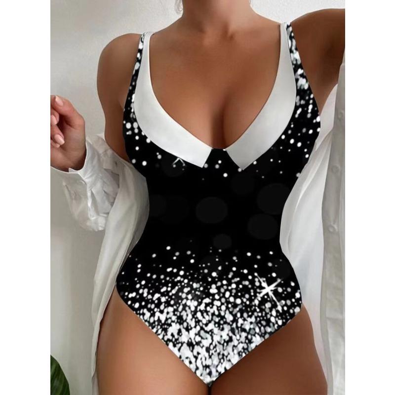 One-piece swimsuit solid color covering meat and showing thinness soaking in hot spring