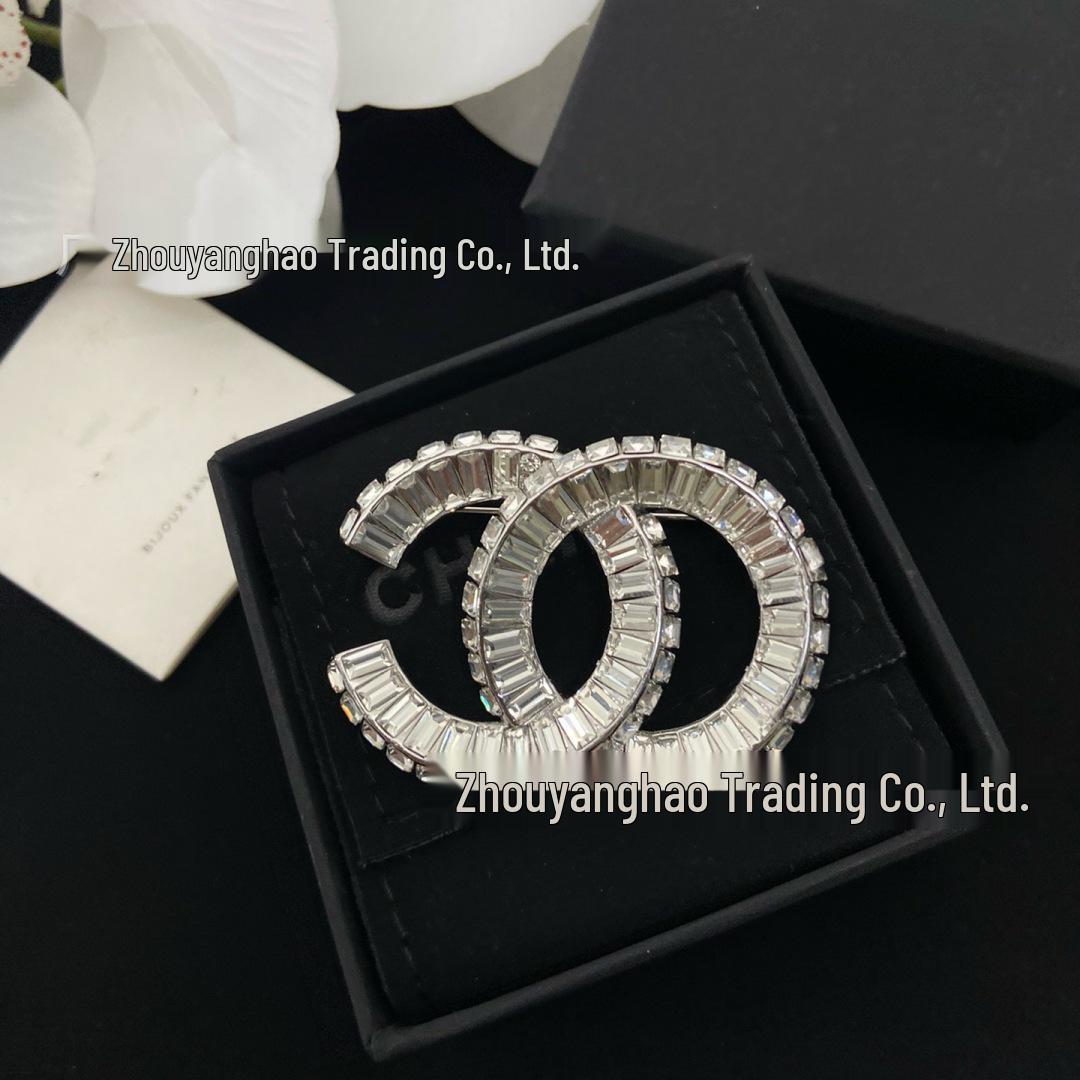 

Seiko Coco Style Women s High-Quality Double C Square Diamond Brooch Pin