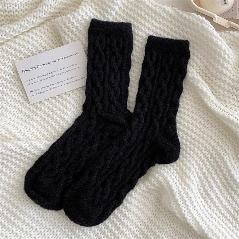

Warm Women s Socks New Winter Japanese Fashion Solid Color Fluffy Socks for Girls Home Thick Cute Floor Socks Kawaii Autumn Soft One Size чёрный