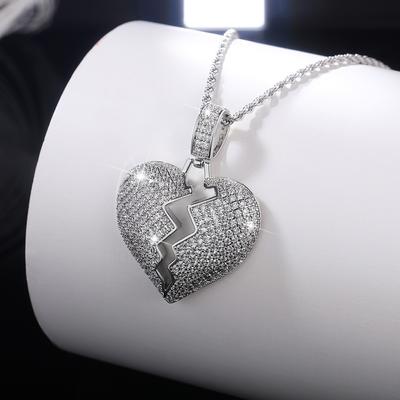Necklace, Light Luxury Broken Heart Pendant, Necklace, Zircon Love Necklace Full Of Diamonds.