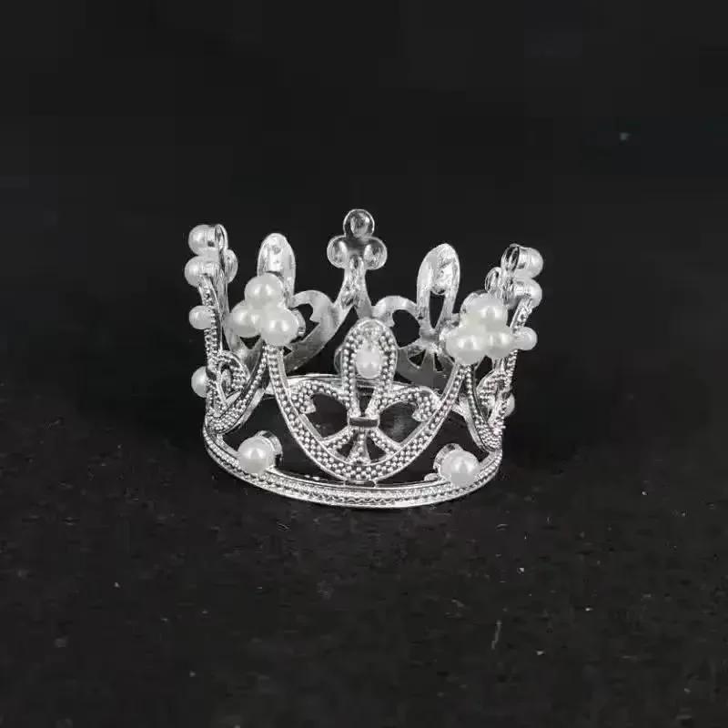 1 Pcs Mini Crown Cake Decoration Princess Topper Pearl Tiara Childrens Hair Accessories Wedding Kids Birthday Party Decorative