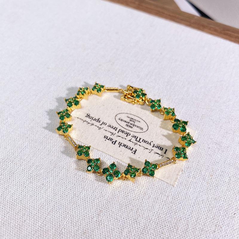 Sparkling Four-Leaf Clover Full Of Diamonds, Green Zircon, Lucky Petal Bracelet, Light Luxury, High-End Sense, Niche Exquisite Bracelet For Women