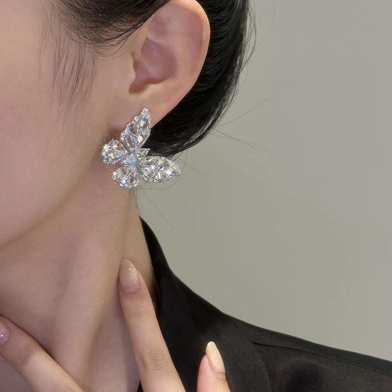 Silver Needle Diamond Zircon Butterfly Earrings Light Luxury Temperament Design Sense Earrings Personality Fashion Cold Wind Earrings
