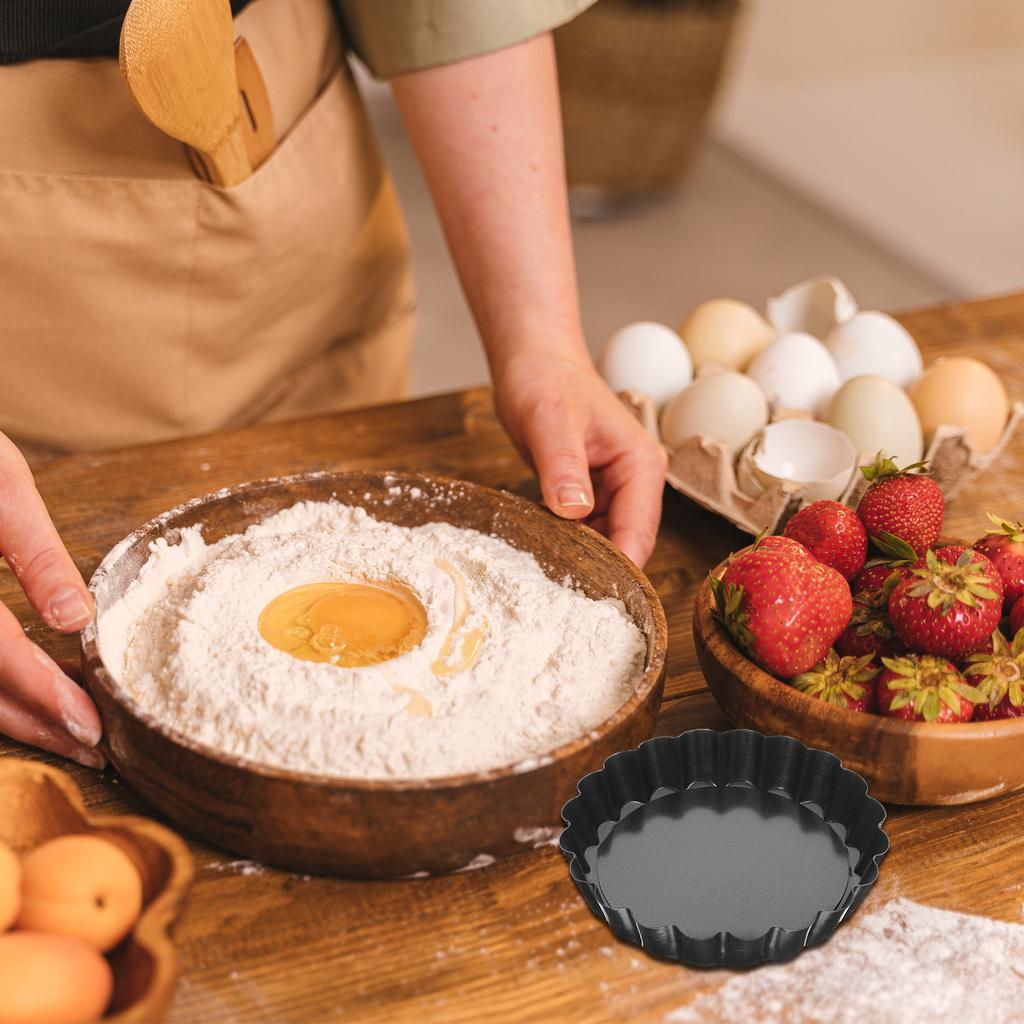 8Pcs Mini Tart Pans with Removable Bottom Egg Tart Mold Baking Pan High Conductivity Carbon Steel for Pudding Fruit Chocolate