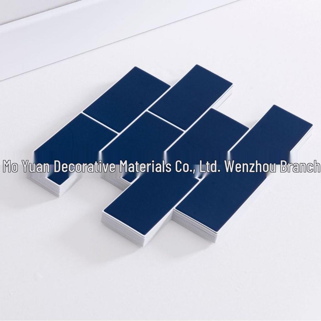 3D selbstklebende Fliesen-Tapete: Feuchtigkeits-, Öl- und wasserfester Wandsticker für die Küche