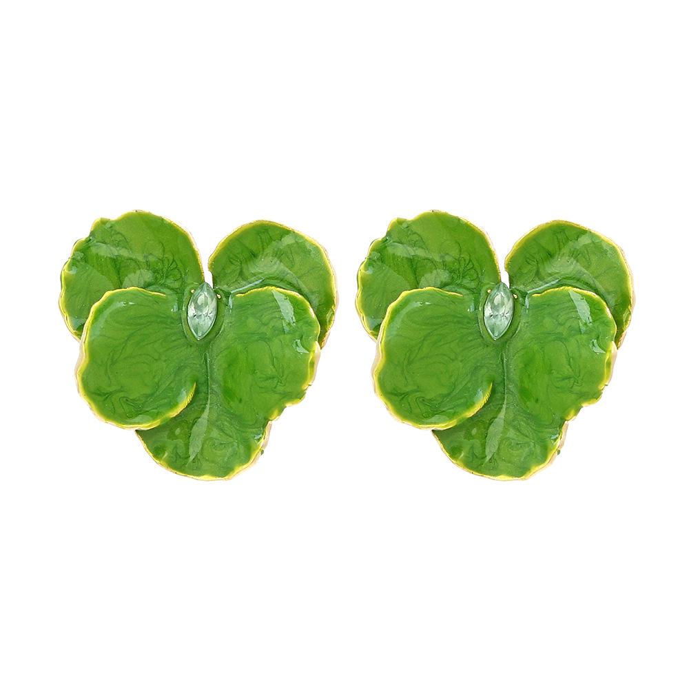 

Metal Butterfly Flowers Geometric Stud Earrings for Women New Simple Exaggerated Design Jewellery Party Accessories зелений