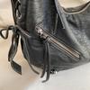 Retro Shoulder Bag, Women's Trendy Fashion and Simple Korean Tote Bag, Casual Large-capacity Shoulder Bag.