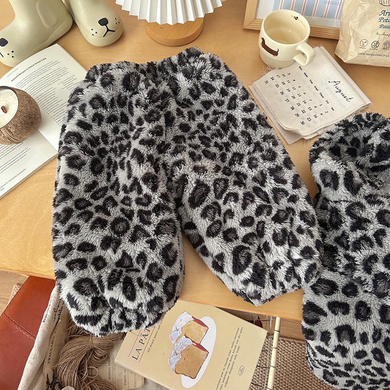 In Stock: Children's Leopard Print Flannel Home Suit, Winter 2025