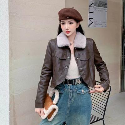 Autumn and Winter Small Fur One-piece Plus Velvet Leather Jacket for Women, Fashionable and High-end Thickened Short Motorcycle Jacket