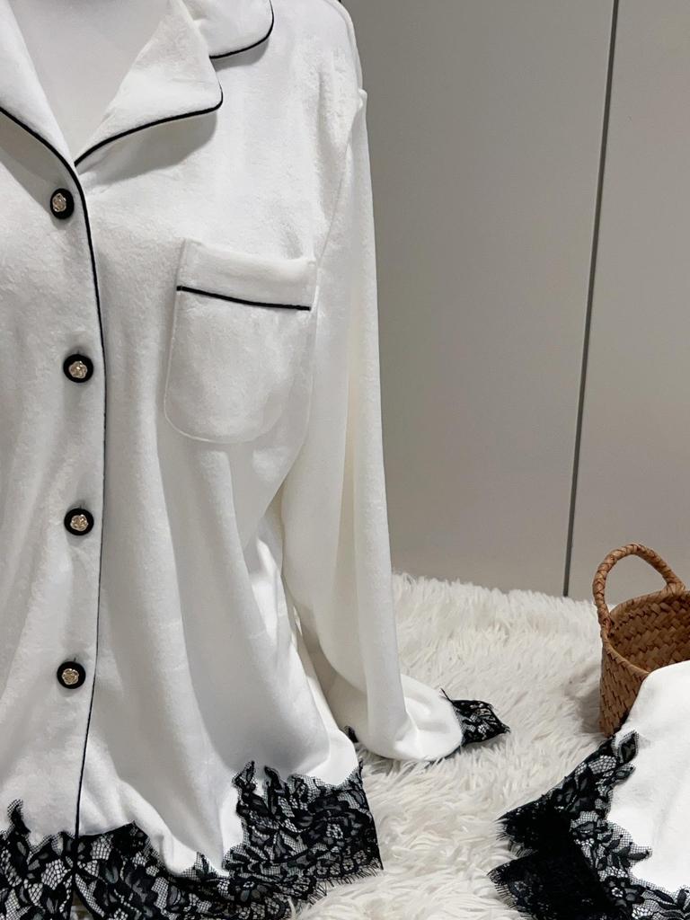 Dámské pyžamo z mořské bavlny v korejském stylu: Podzimní/Zimní Fleecový Domácí Oděv s Krajkovým Lemováním