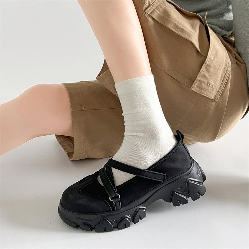 Fashion trend black round head shallow mouth platform single shoes women's summer 2025 new models with skirts to increase the height of Mary Jane shoe