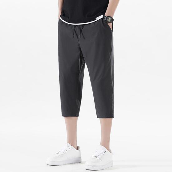 Men Cropped Pants Elastic Waistband Drawstring Quick-Drying Breathable Fit Fabric Loose Design Sports Leisure Pants