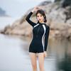 Professioneller Sport Einteiler Flacher Winkel Konservativ Schlank Bauchkontrolle Langarm Heißwasserquelle Badeanzug Damen Mode Strandurlaub Elegante Kleidung