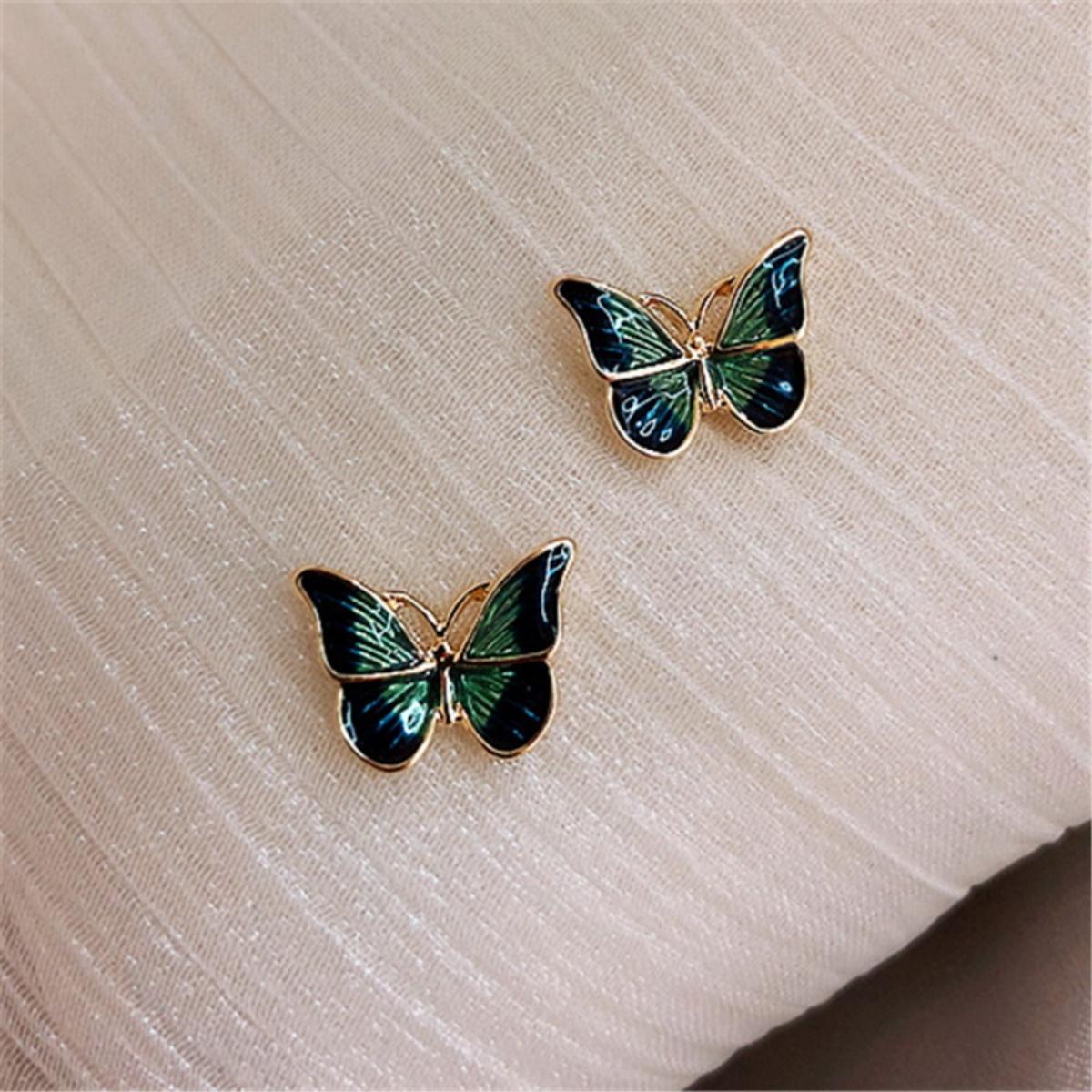 

Elegant Gradient Green Enamel Butterfly Stud Earrings For Women Men Simple Cute Flying Butterfly Animal Earring Wedding Jewelry
