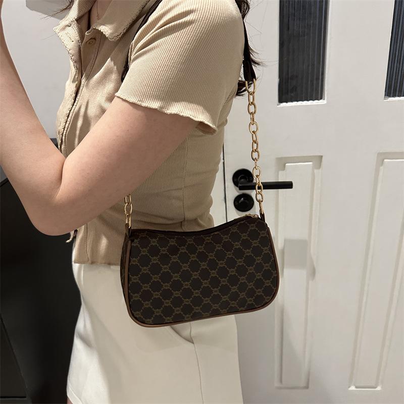Casual Chain Shoulder Bag Simple Portable New Retro Personalized Bag for Women Korean Style Fresh Texture Underarm Bag
