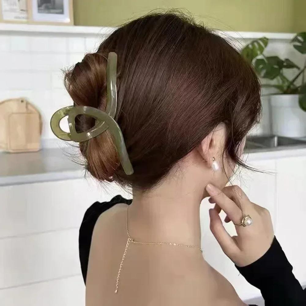 13cm Large Size Jelly Hair Claw Clip Korean Vintage Fashion Hair Claw Elegant Transparent Shark Clip Women Girl Hair Accessory