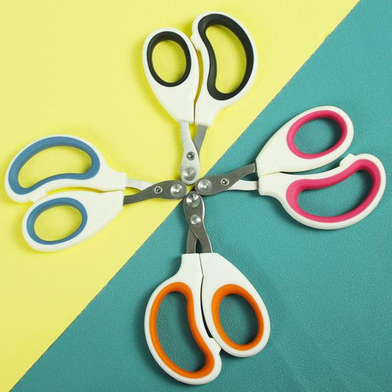 Pet Nail Clippers Professional Gentle Precise Trimming Safe Lock Ergonomic Design Comfortable Grip for Small Animals