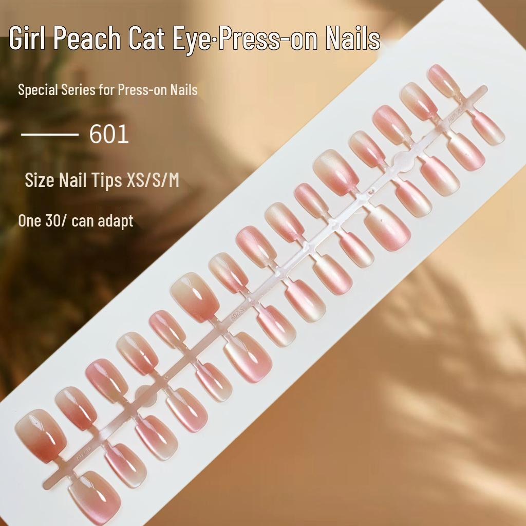 

Spring Peach Cat Eye Wearable Nails: Simple, Gentle Whitening Press-On Nails