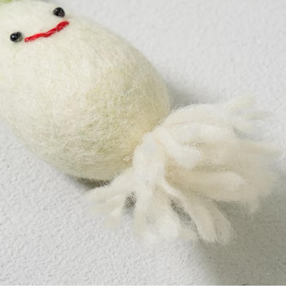 Wool Key-ring #4 - Onion, Radish, Dog & Frog