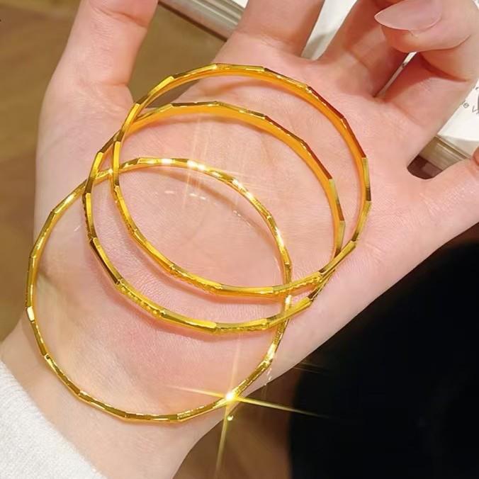 Gold-Tone Dragon Scale Brushed Bracelet: Women's Fashionable & Versatile Light Luxury Wristband