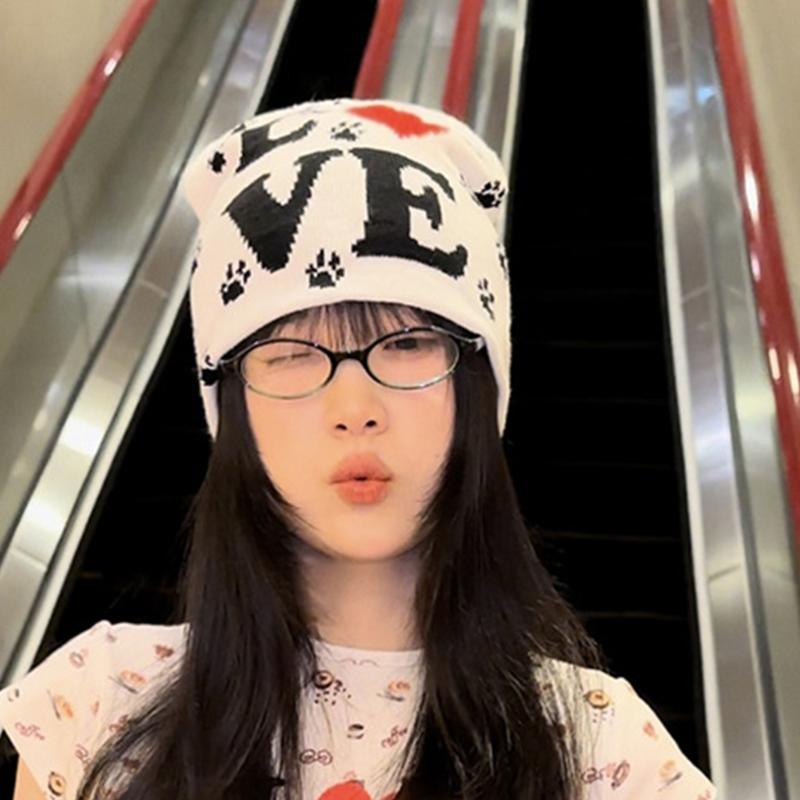 2000s Knit Brimless With Letter Heart Jacquard Design Soft Acrylic Winter Pullover Hat For Unisex Adults Teens Daily Wear