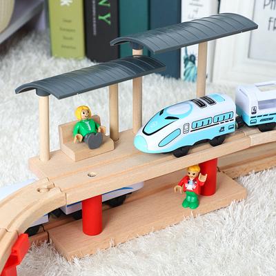 Drevená dvojvrstvová vlaková traťová platforma Vlaková trať Hračky Príslušenstvo Detská vlaková dopravná trať Hračka Kompatibilná s drevenou S10