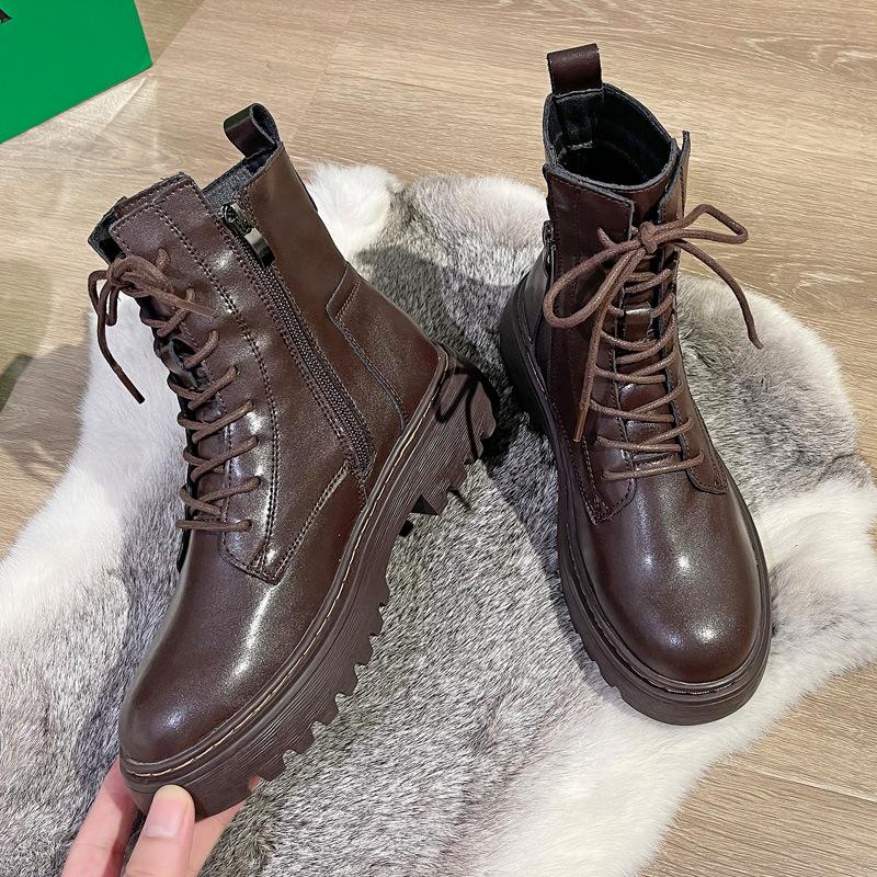 Spring and autumn boots children's new fashion high-end locomotive women's boots winter velvet short boots British style thick-soled Martin boots