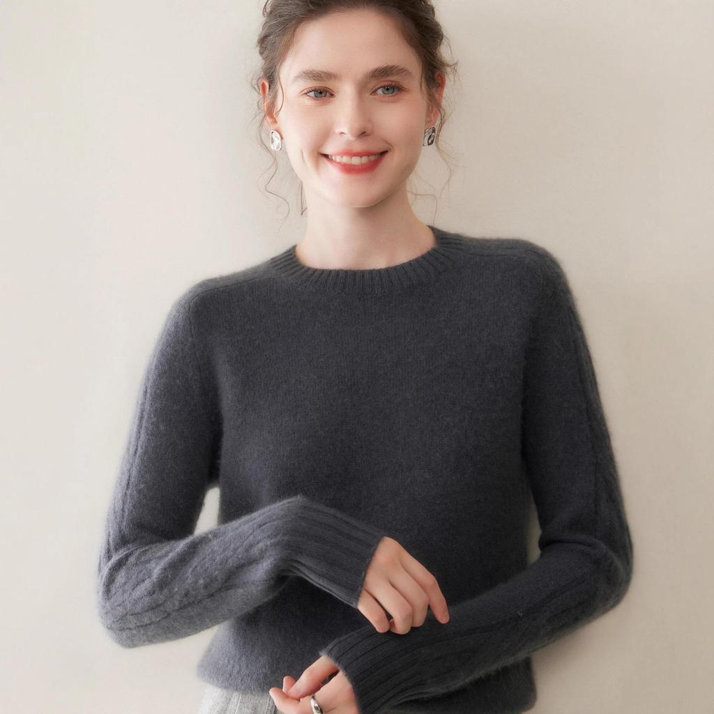Women's Solid Color Cashmere Knit Pullover Sweater - Round Neck, Loose Fit, Slimming Base Layer for Autumn/Winter