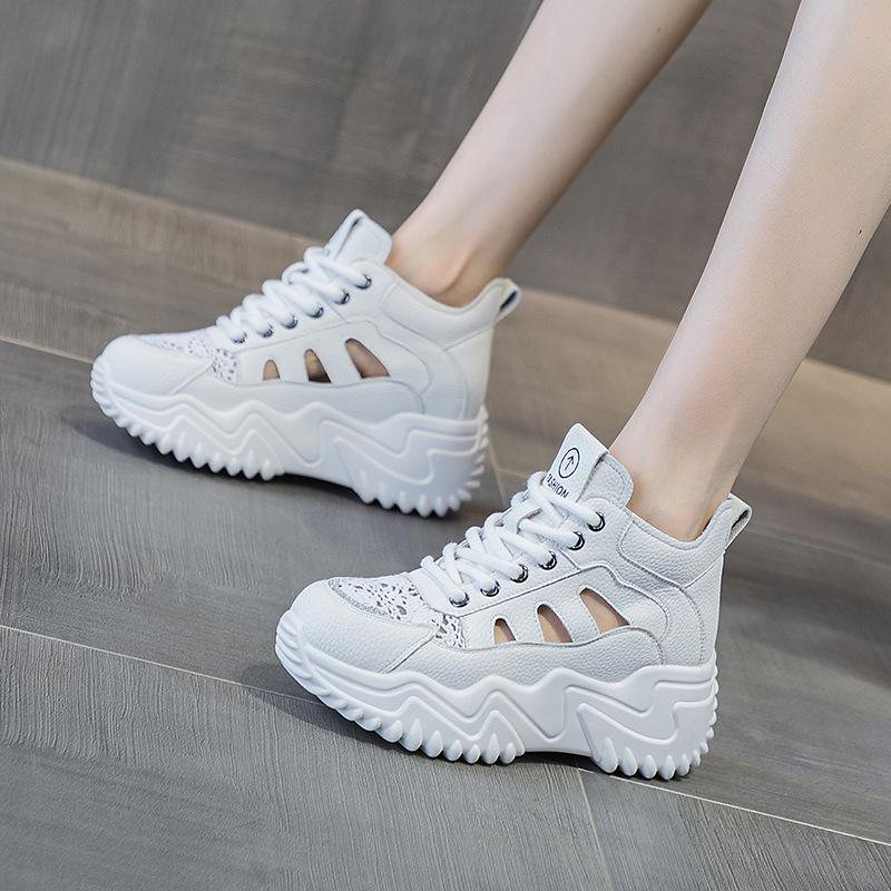 Daddy shoes hollow women's 2025 summer new retro lightweight inner height increase casual sports shoes platform women's sandals