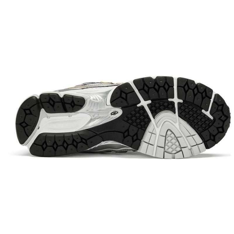 New Balance 1906R White Silver Metallic Sneakers M1906RI