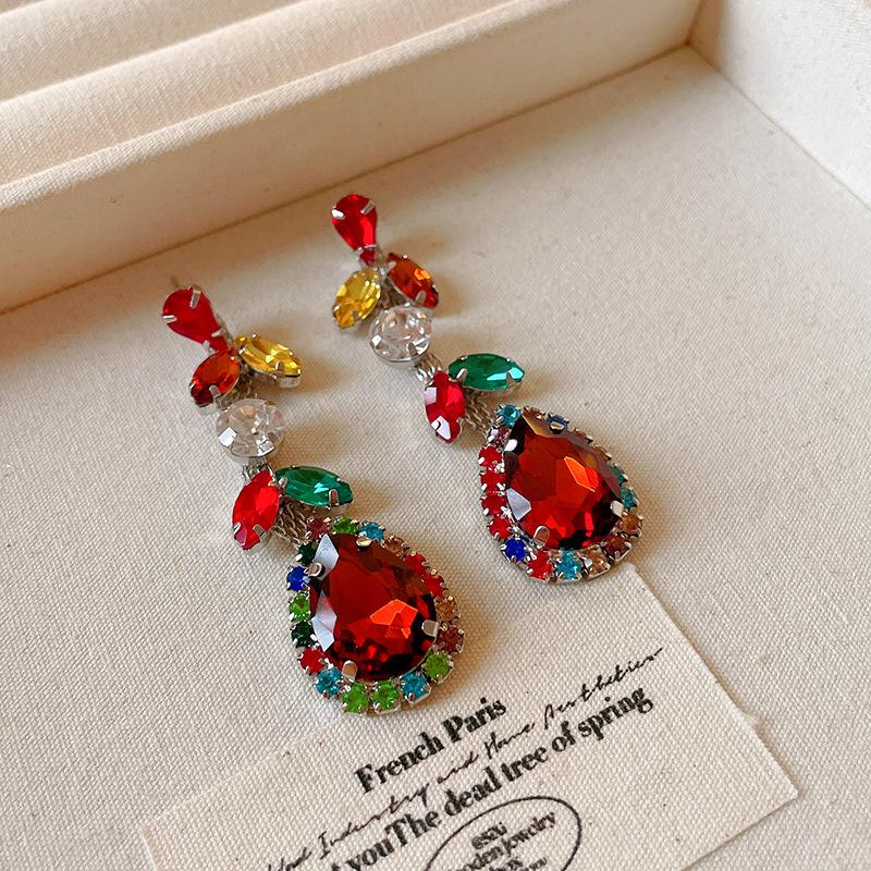 Dopamine diamond zircon leaf water drop necklace fashion high sense temperament collarbone chain dress necklace women