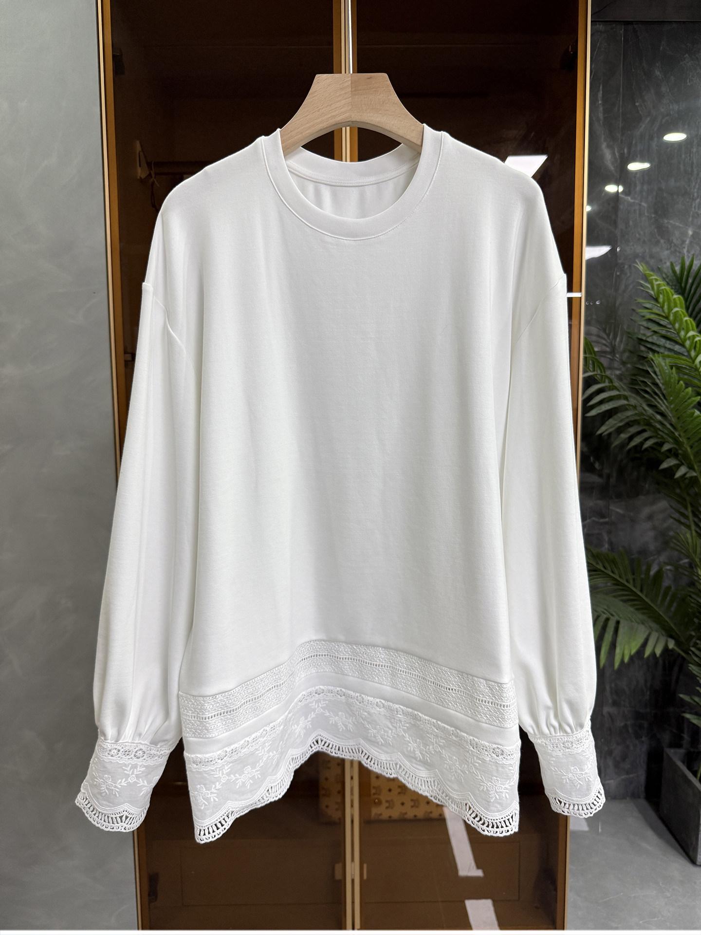 Korean Long Sleeve Lace Trim T-shirt, Round Neck, Solid Color, Casual Loose Fit Extra Large