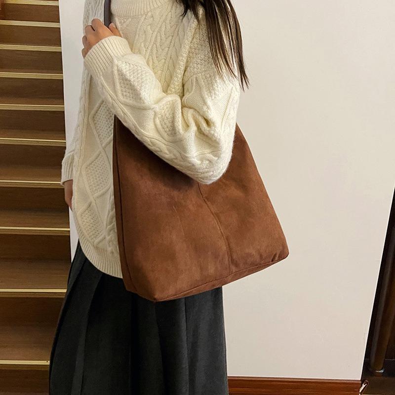 Retro Bag Simple Commuter Tote Bag New Niche Fashion Versatile Shoulder Messenger Bag Women's Bag