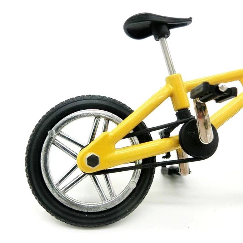 Mini koloběžka Dvoukolová koloběžka Dětské vzdělávací hračky Prstová koloběžka Kolo Fingerboard Skateboard