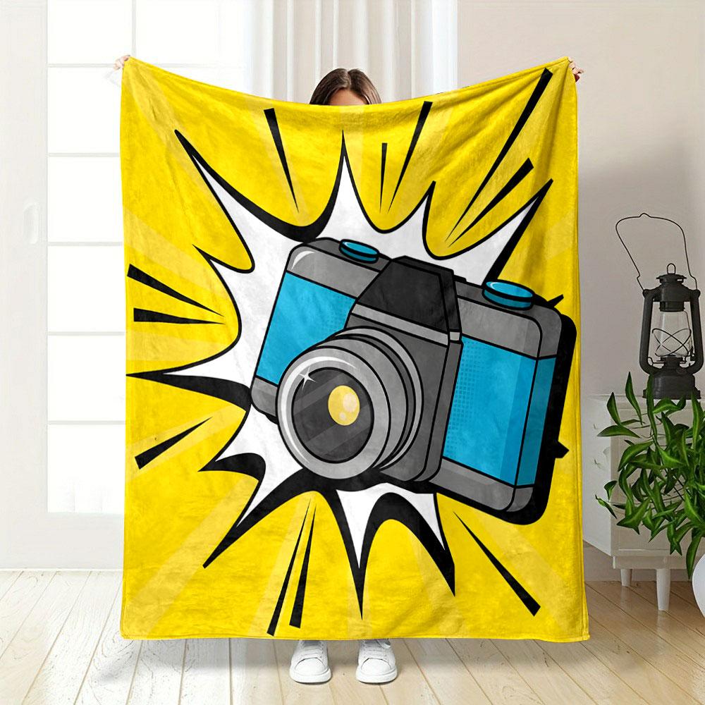 Retro Camera Pop Art Design Patterned blanket, flannel, suitable for all seasons, home decor, warm and cozy