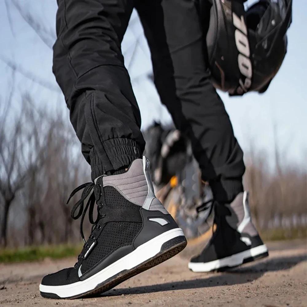 Lässige Outdoor Herren Motorradstiefel Atmungsaktiv Schützen Fahrer Straßenrennen Sportausrüstung Gummisohle Reflektierende Motorradschuhe