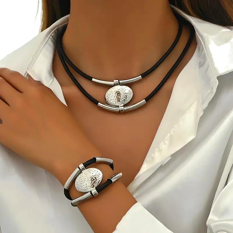 2PC/Set Metal Women Jewerly Faux Leather Vintage Gold Silver Color Girls Gifts Oval Necklace Bracelet Set Fashion Women