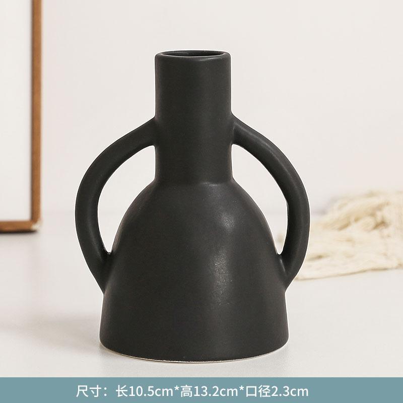 Simple Art Cutout Ceramic black Vase Living Room Dining Table Decoration Creative Amphora Special-shaped Vase Flower Home Decor