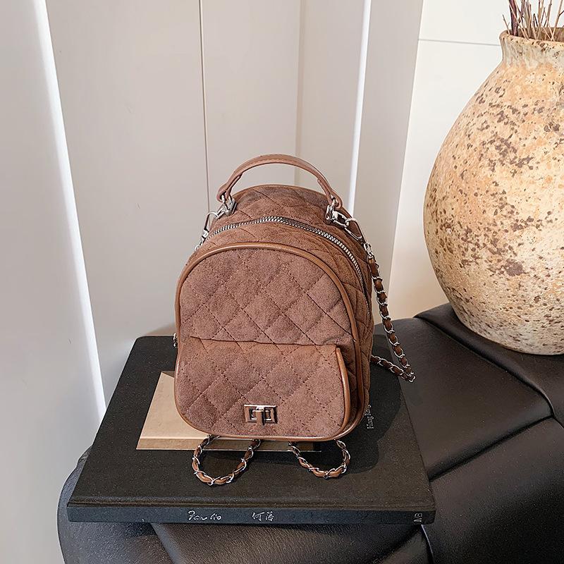 

Rhombus chain backpack women s fashion niche design leisure student shopping mini travel matte backpack коричневый