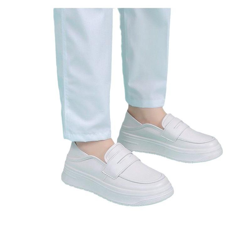 Krankenschuhe Damen Weichsohle Atmungsaktiv Dicksohle Rutschfest Nicht Ermüdend Füße Arbeit Kleine weiße Schuhe Ein Pedal Erhöhend Medizinische Spezialschuhe
