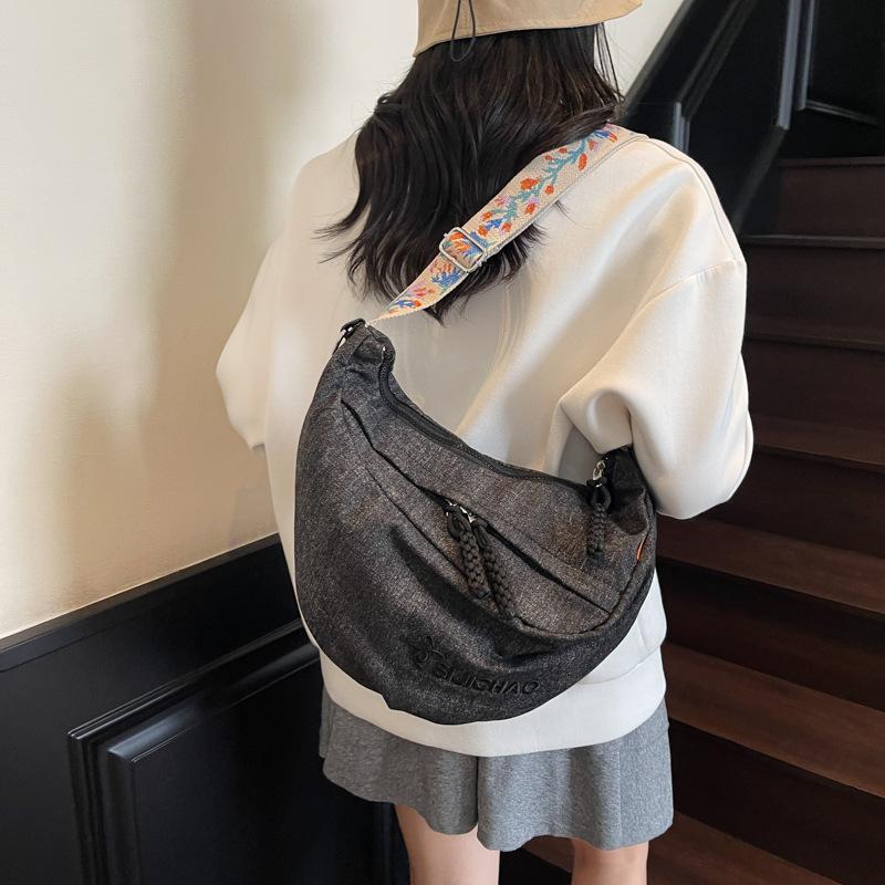 Casual Niche Underarm Bag Women'S Fashion One Shoulder Commuter Bag Large Capacity Versatile Messenger Dumpling Bag