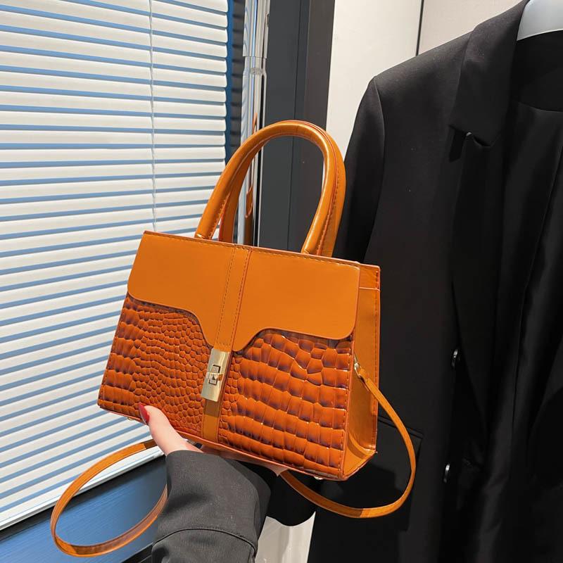 New Crocodile Pattern Splicing Fashionable Solid Color Casual Large Capacity Trend Simple Fashion Crossbody Shoulder Small Square Bag