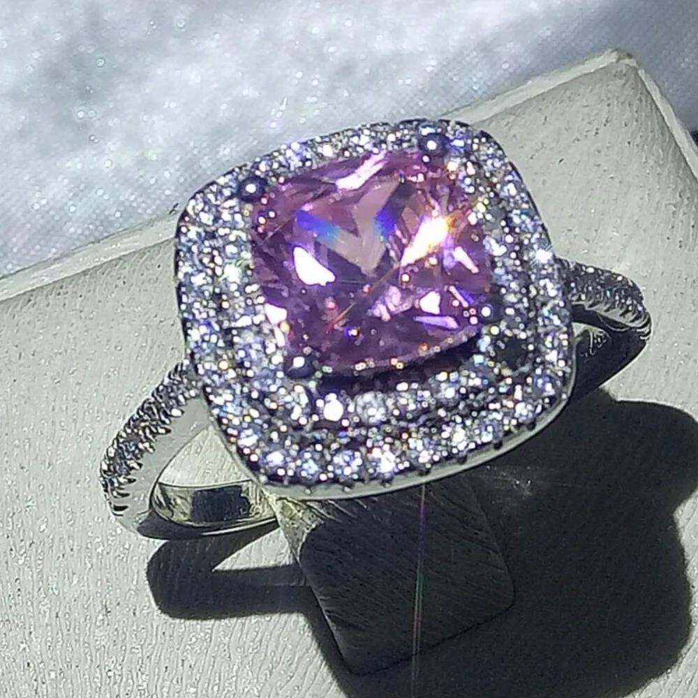 Victoria Pave Ring for Women Luxury Jewelry Hot 925 Sterling Silver Filled Cushion Laboratory Moissanite Lady Wedding Band Ring