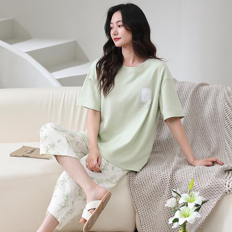 Cotton and silk pajamas women's summer thin round neck short-sleeved cropped pants Korean version Modal soft loose loungewear suit