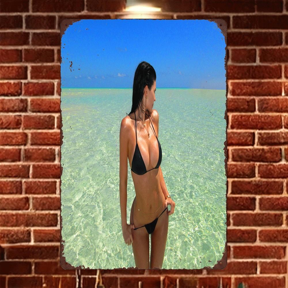 

HD Tin Sign Vintage Beach Black Bikini Girl Metal Wall Art Retro Decor for Bar Cafe Home 20x30cm（7.8x11.8inch）