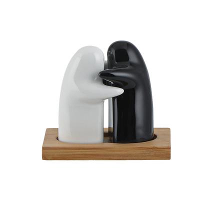 Kreativní keramická slánka a pepřenka Vřelé objetí Malý muž Svatba Dárek Objetí Kořenka